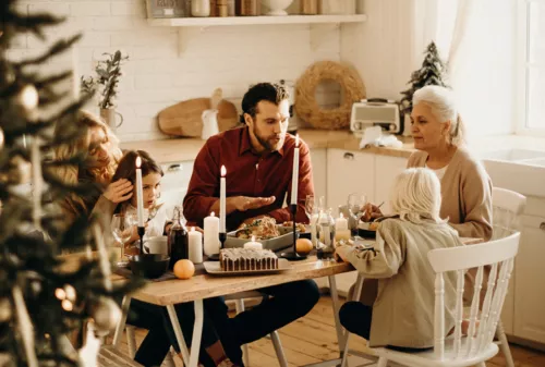 Faire un test covid avant les fêtes : pour ou contre ?